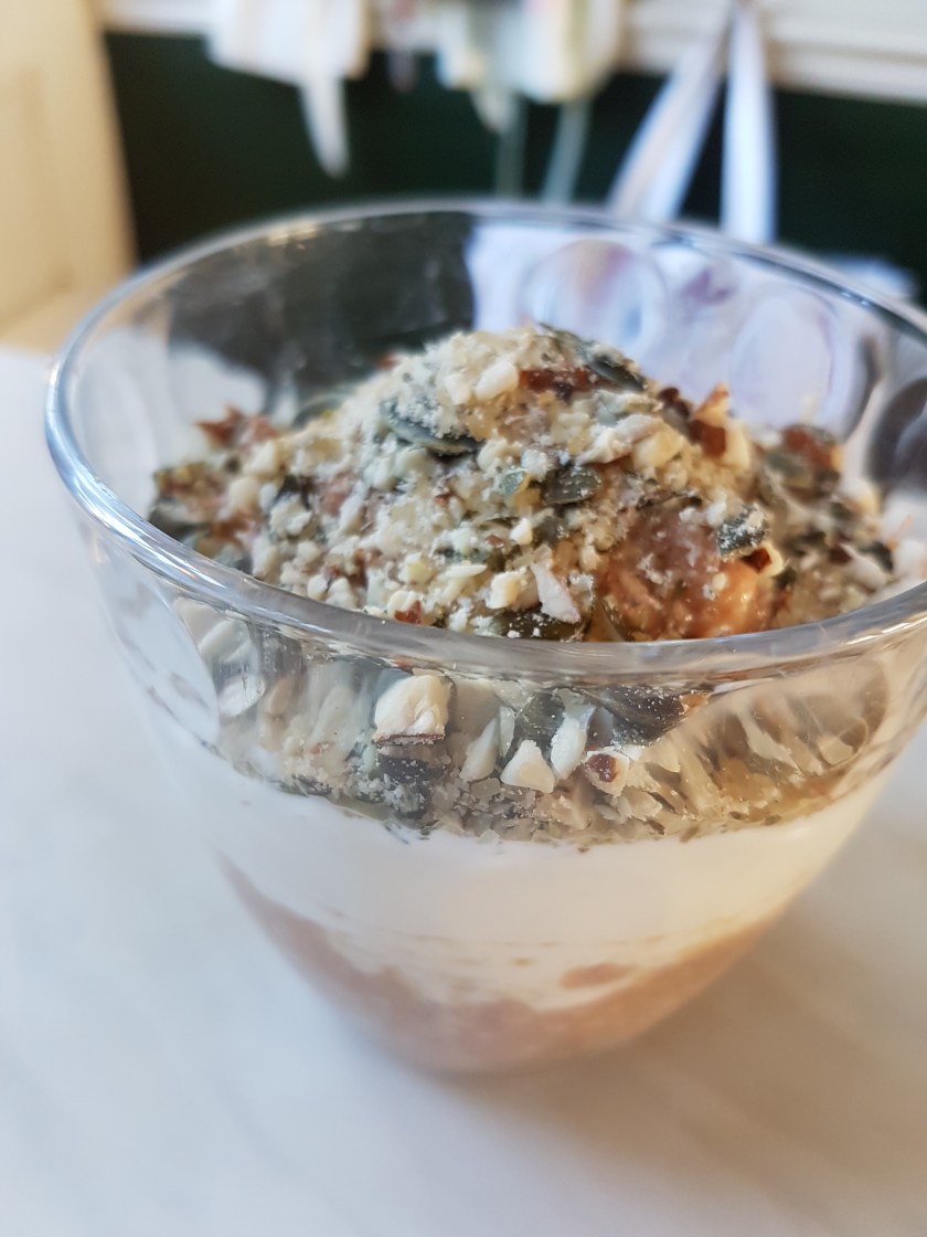 rhubarb-crumble-oats